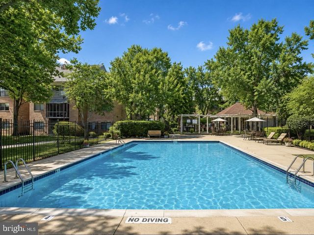 304-F HILLTOP LN, Annapolis, MD 21403