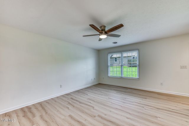 2108 Pleasant View Drive 604, Johnson City, TN 37604