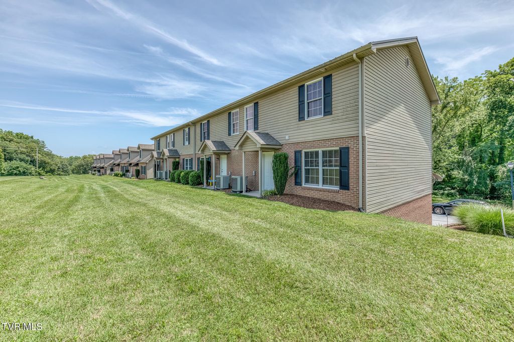 2108 Pleasant View Drive 604, Johnson City, TN 37604