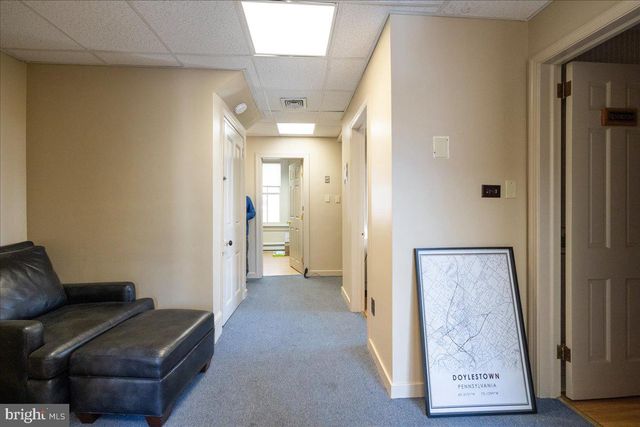 46 N MAIN ST, Chalfont, PA 18914