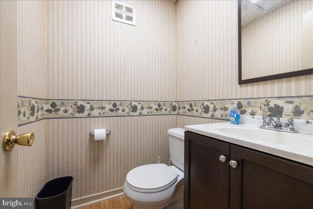 46 N MAIN ST, Chalfont, PA 18914