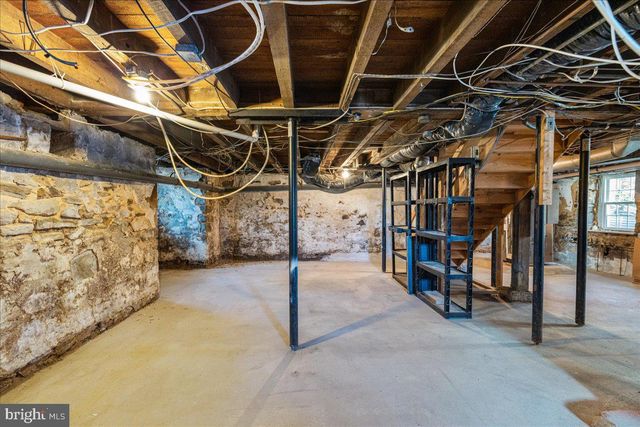 46 N MAIN ST, Chalfont, PA 18914