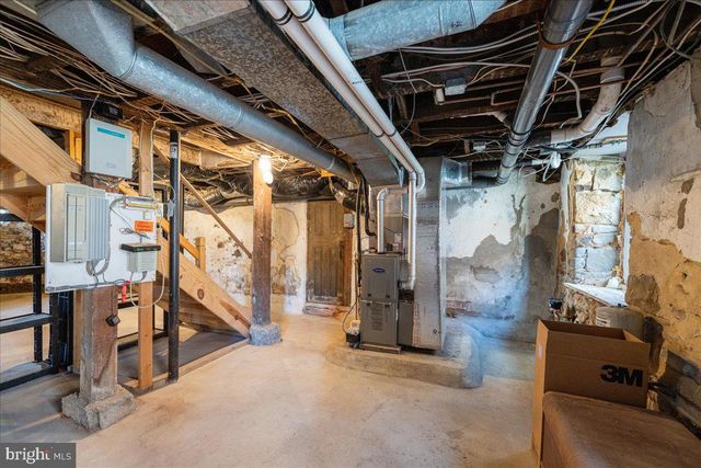 46 N MAIN ST, Chalfont, PA 18914