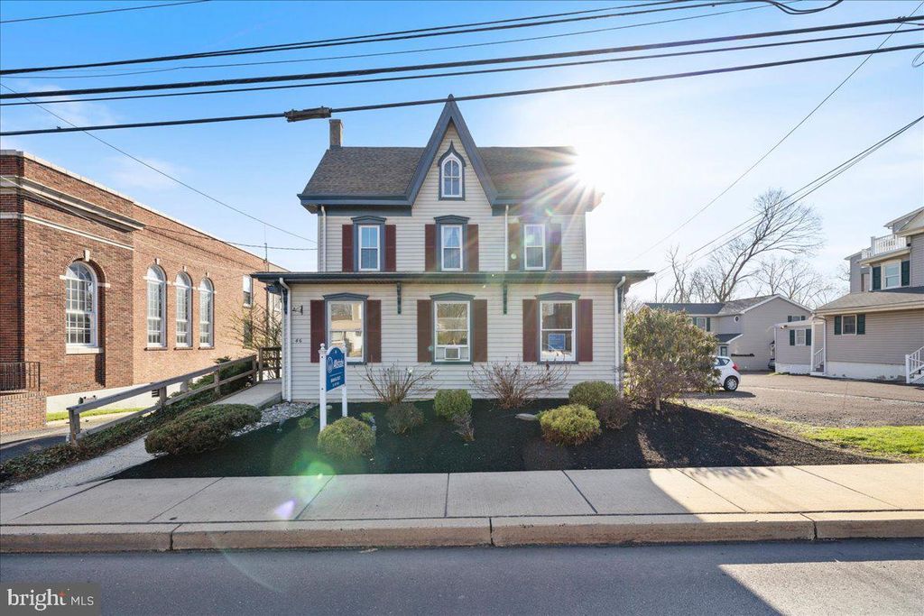 46 N MAIN ST, Chalfont, PA 18914