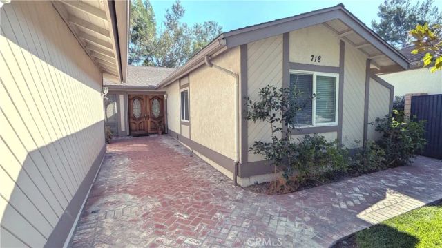 718 Via La Paloma, Riverside, CA 92507