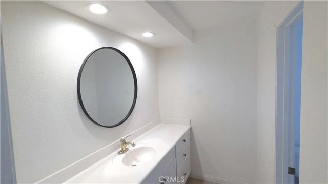 718 Via La Paloma, Riverside, CA 92507