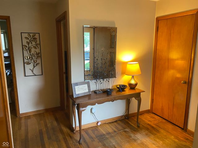 303 Sunset Drive, Columbus, IN 47201