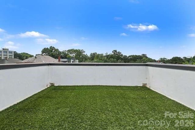 1300 E 10th Street 11, Charlotte, NC 28204