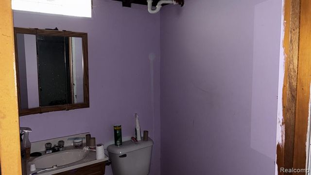 33251 Parkwood Street, Westland, MI 48186
