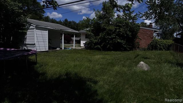 33251 Parkwood Street, Westland, MI 48186