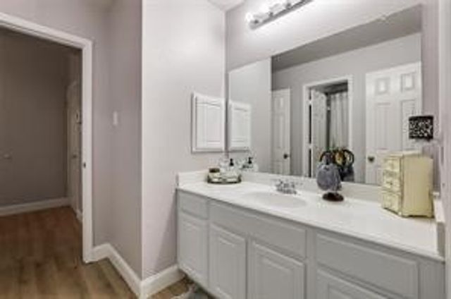 1305 Stone Mountain Parkway, Aubrey, TX 76227
