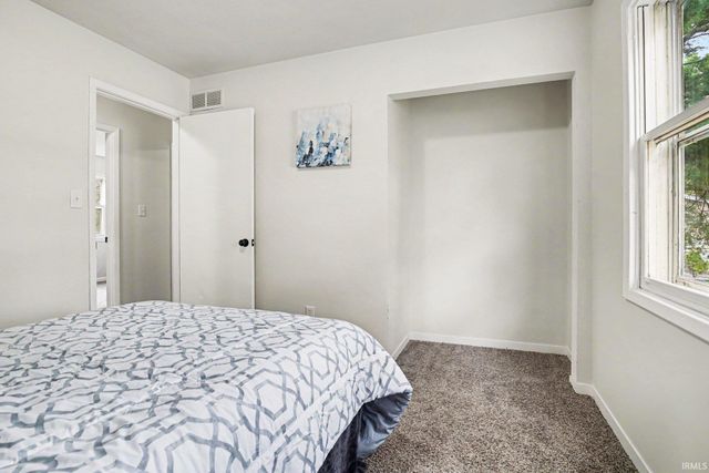 52283 Reynolds Drive, Bristol, IN 46507
