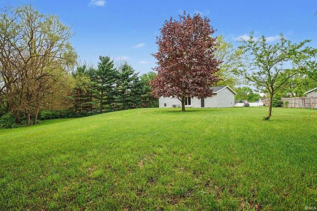 52283 Reynolds Drive, Bristol, IN 46507