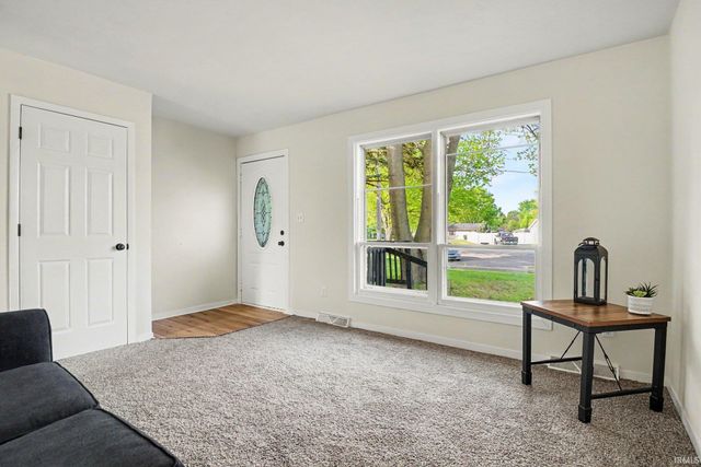 52283 Reynolds Drive, Bristol, IN 46507