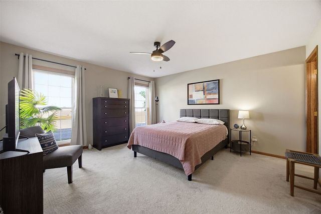 4330 Westchester Drive NE A, Cedar Rapids, IA 52402