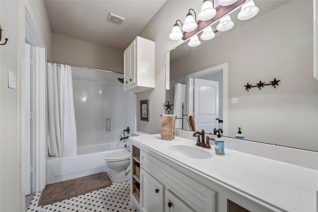 5701 Bovista Road, Navasota, TX 77868