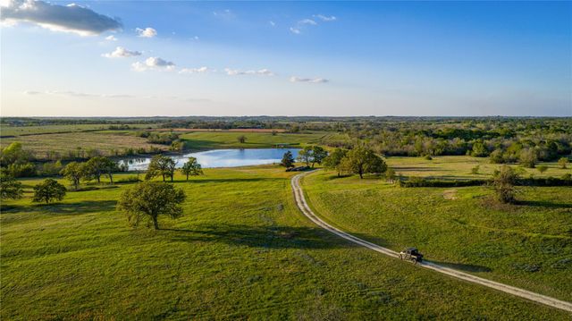 5701 Bovista Road, Navasota, TX 77868