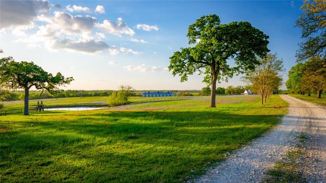 5701 Bovista Road, Navasota, TX 77868