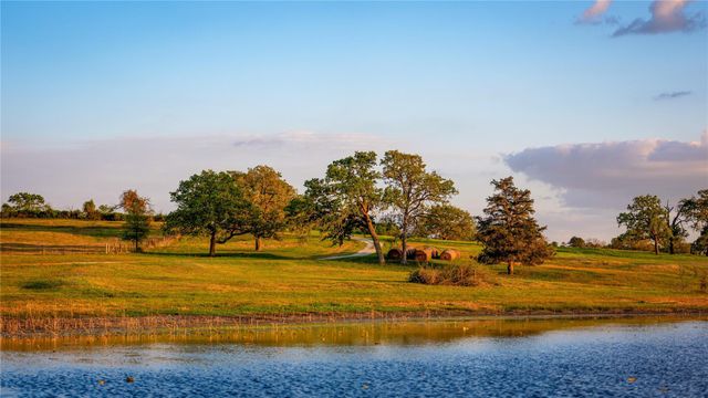 5701 Bovista Road, Navasota, TX 77868