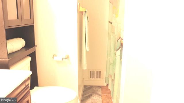 1701 ROLLINS PL, Capitol Heights, MD 20743
