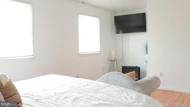 1701 ROLLINS PL, Capitol Heights, MD 20743