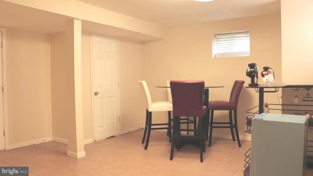 1701 ROLLINS PL, Capitol Heights, MD 20743
