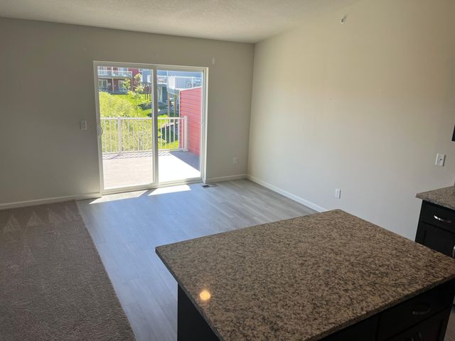 8520 Gateway Circle, Monticello, MN 55362