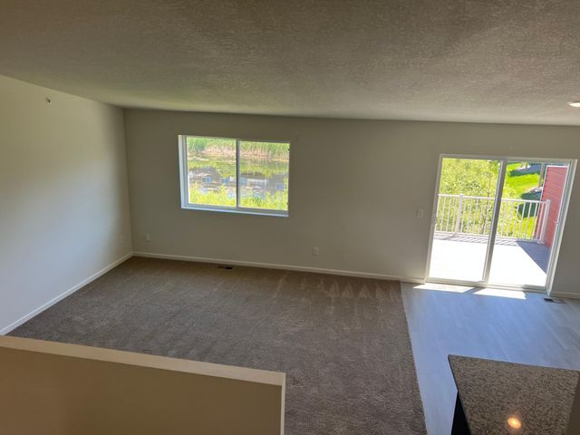 8520 Gateway Circle, Monticello, MN 55362
