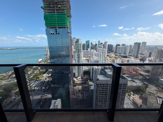 398 NE 5th St 4216, Miami, FL 33132