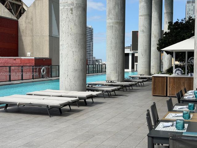 398 NE 5th St 4216, Miami, FL 33132