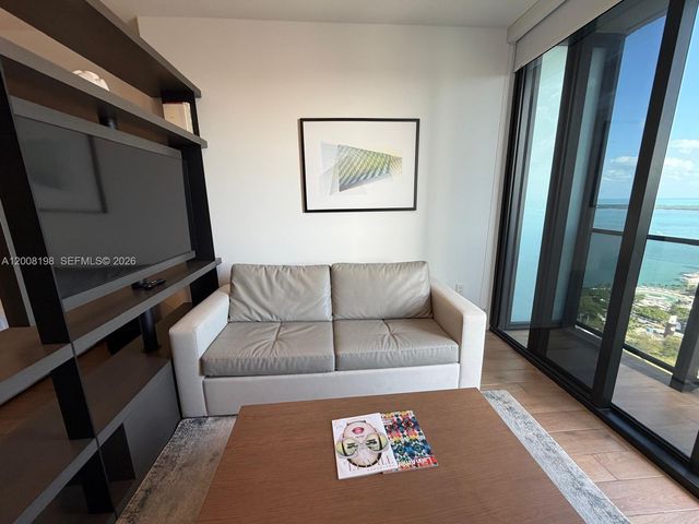 398 NE 5th St 4216, Miami, FL 33132