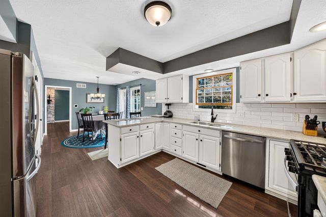 11662 Cross Cut Drive, Granger, IN 46530
