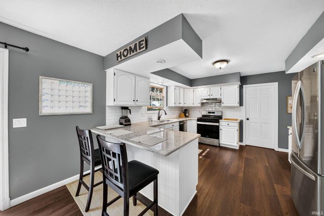 11662 Cross Cut Drive, Granger, IN 46530