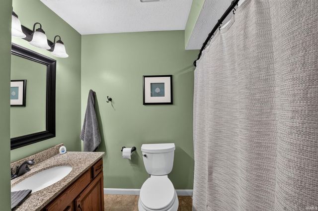 11662 Cross Cut Drive, Granger, IN 46530