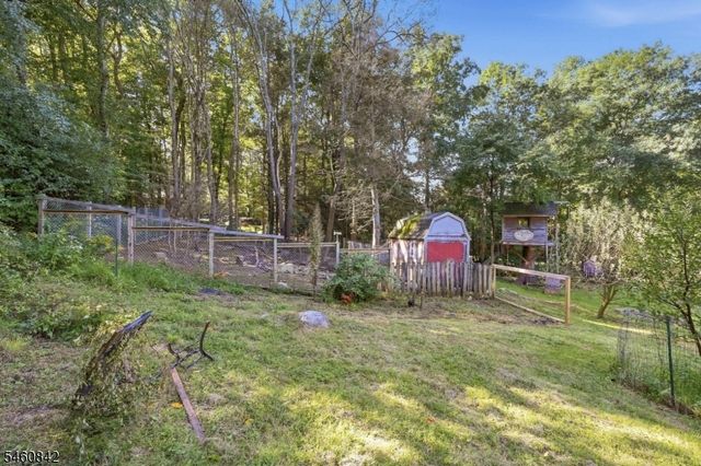 50 Ancora Rd, West Milford Twp., NJ 07421