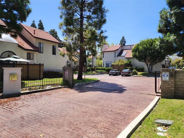 4474 Emerald Street 31, Torrance, CA 90503