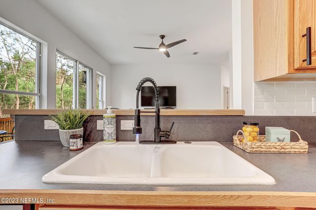 140 OCEANS EDGE Drive, Ponte Vedra Beach, FL 32082
