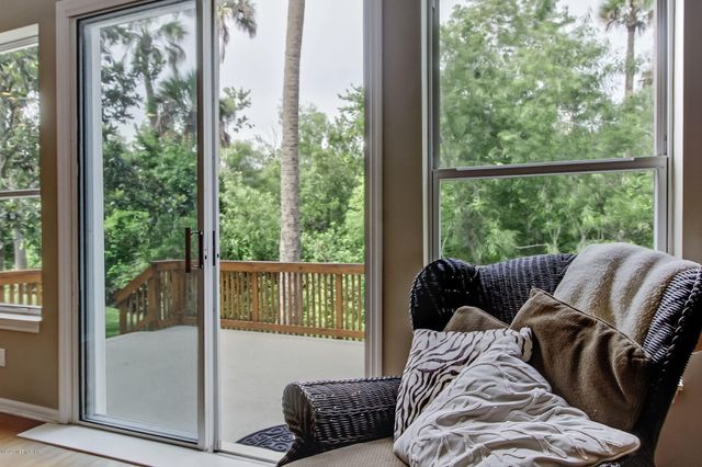 140 OCEANS EDGE Drive, Ponte Vedra Beach, FL 32082