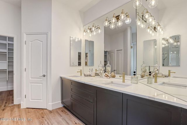 140 OCEANS EDGE Drive, Ponte Vedra Beach, FL 32082