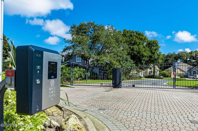 140 OCEANS EDGE Drive, Ponte Vedra Beach, FL 32082