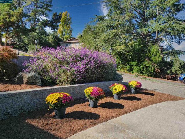 4044 Cowell Road, Concord, CA 94521