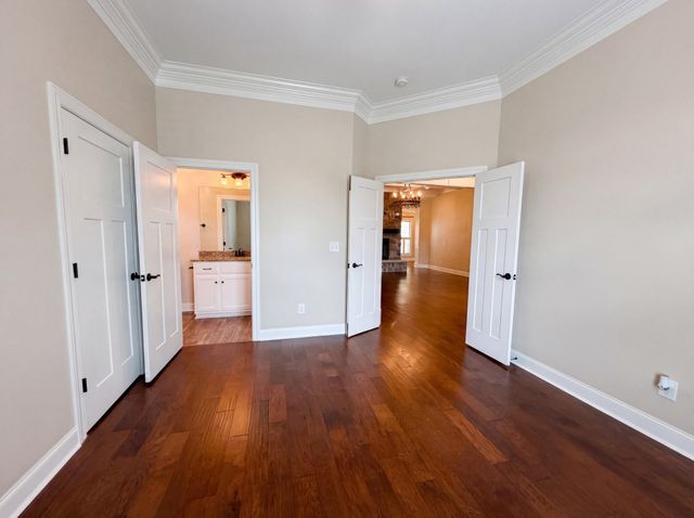 7009 Whisperwood Ave, Spring Hill, TN 37174