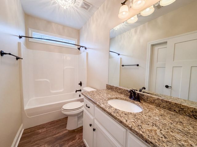 7009 Whisperwood Ave, Spring Hill, TN 37174