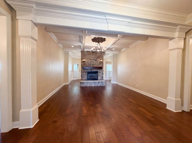 7009 Whisperwood Ave, Spring Hill, TN 37174