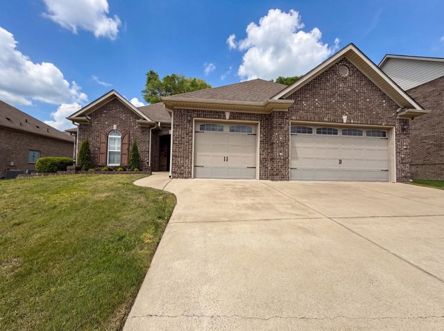 7009 Whisperwood Ave, Spring Hill, TN 37174