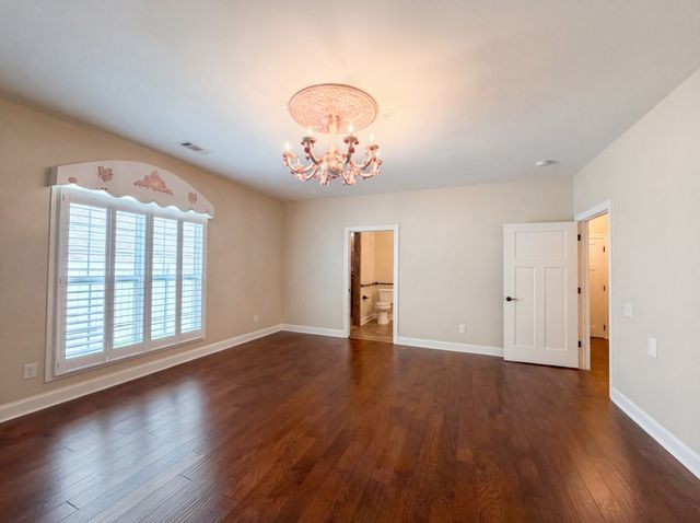 7009 Whisperwood Ave, Spring Hill, TN 37174