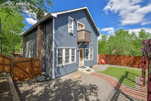 13 Oak Place, Manitou Springs, CO 80829