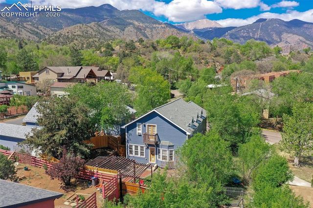 13 Oak Place, Manitou Springs, CO 80829