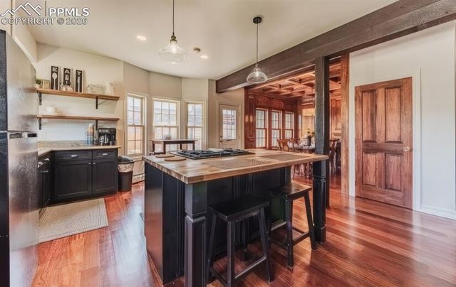 13 Oak Place, Manitou Springs, CO 80829