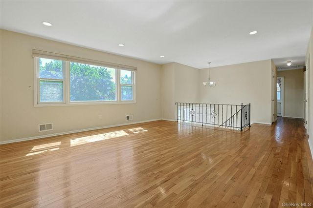 48 Lake Nanuet Drive, Nanuet, NY 10954